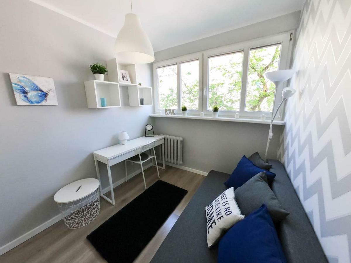 New Apartment - 300 M Town Hall - 3 Rooms - 7 People Breslavia Esterno foto
